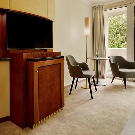 The Westin Grand Otel