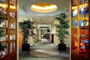 The Westin Grand מלון