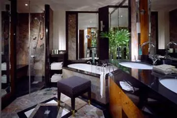 The Westin Grand 5*