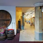 Ξενοδοχείο The Westin Grand 5*