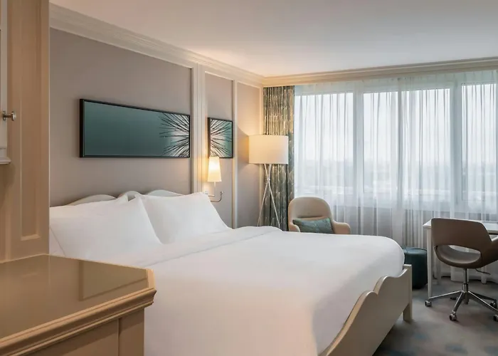 Отель The Westin Grand