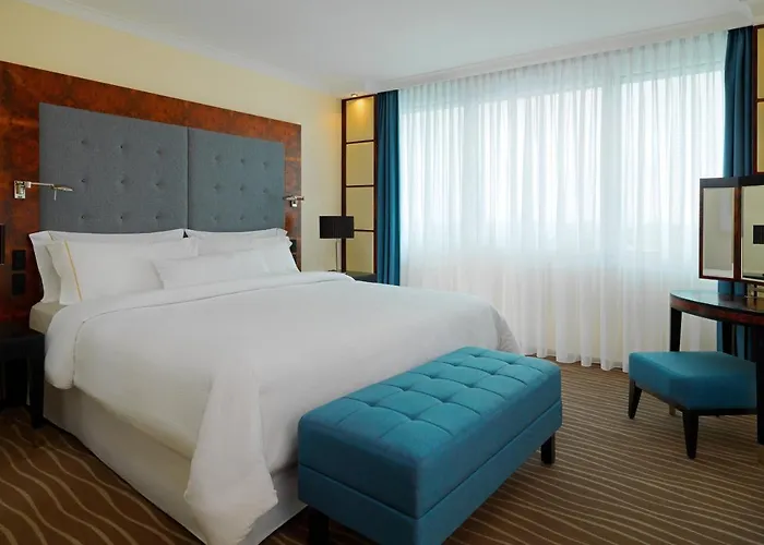 The Westin Grand 5*